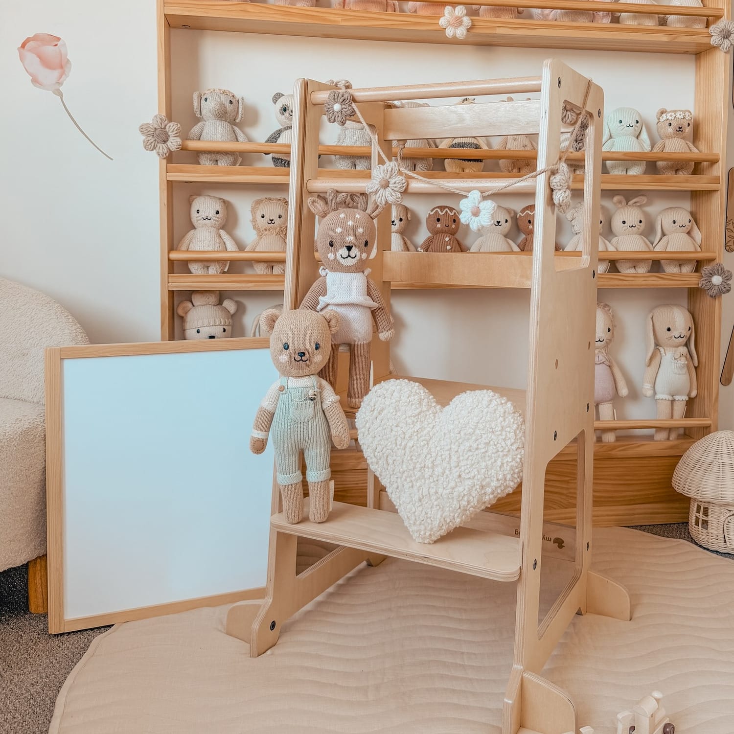LOLA Adjustable Kitchen Tower – Montessori-inspired furniture for kids by My Duckling