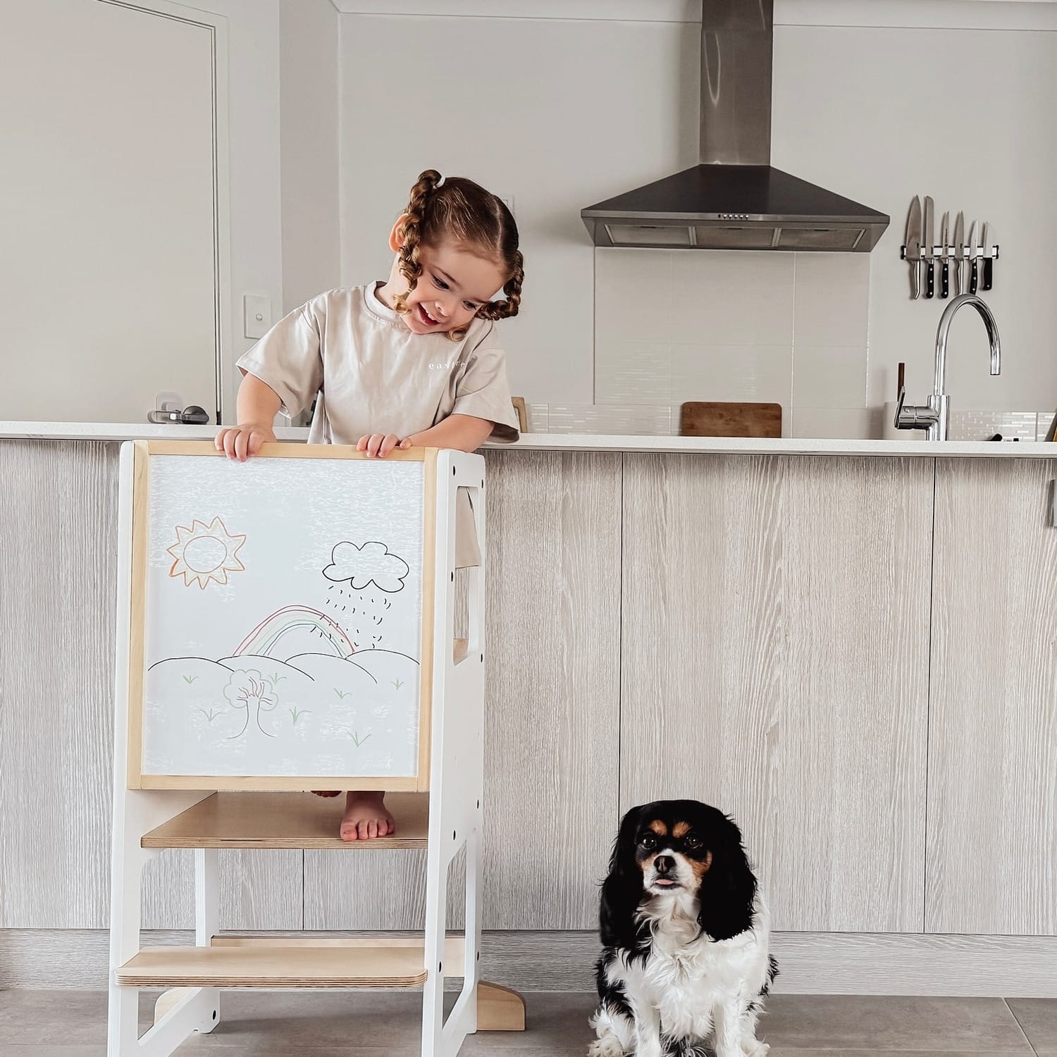 LOLA Adjustable Kitchen Tower – Montessori-inspired furniture for kids by My Duckling