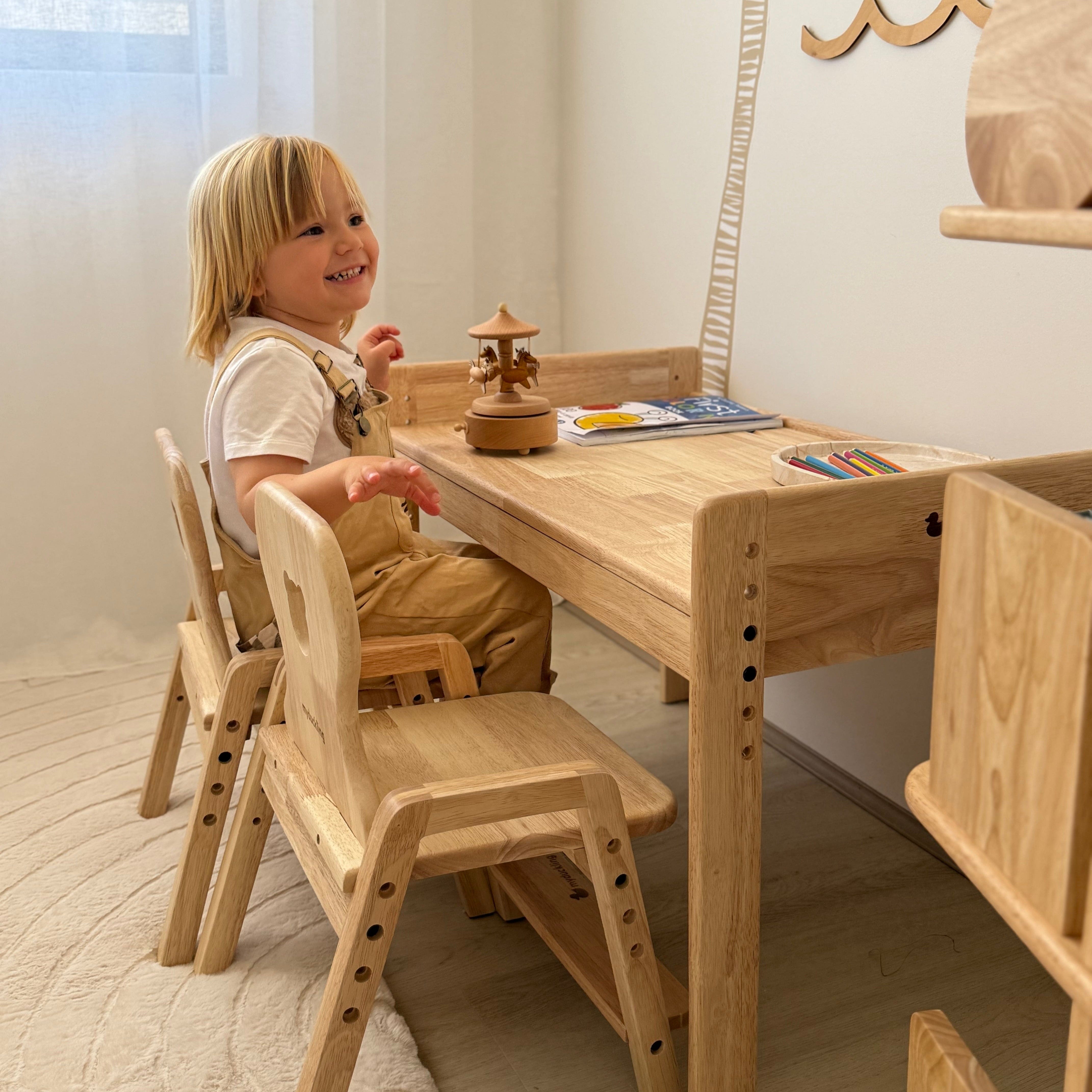 KAYA Activity Adjustable Table with 2 Chairs