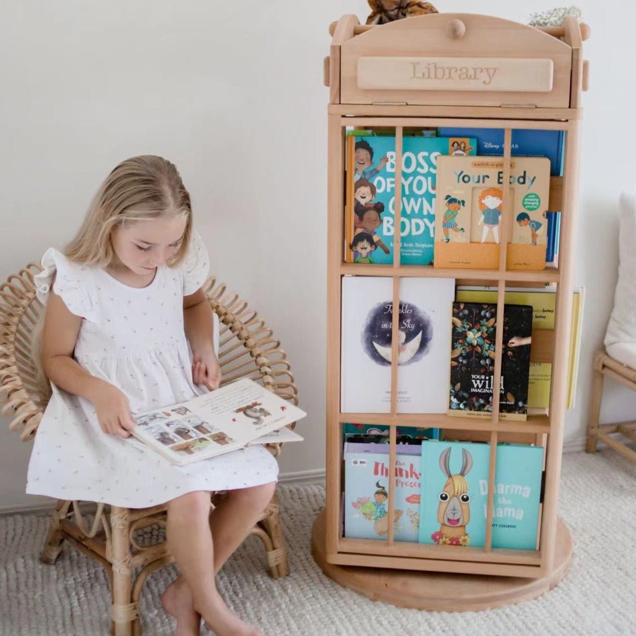 OLI Library Revolving Bookcase - London - My Duckling USA