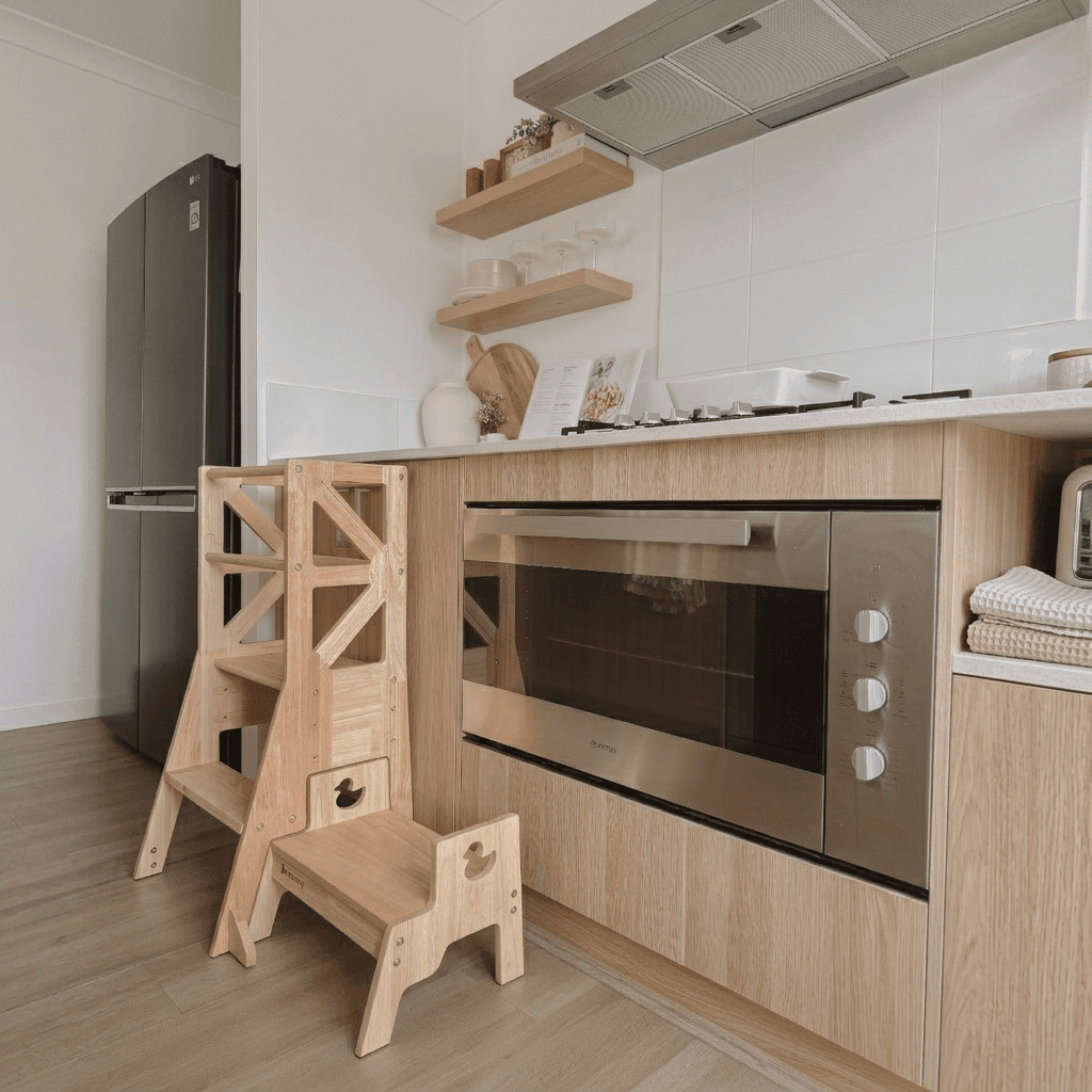 JALA Deluxe Solid Wood Kitchen Tower - Duck Stool – Montessori-inspired furniture for kids by My Duckling