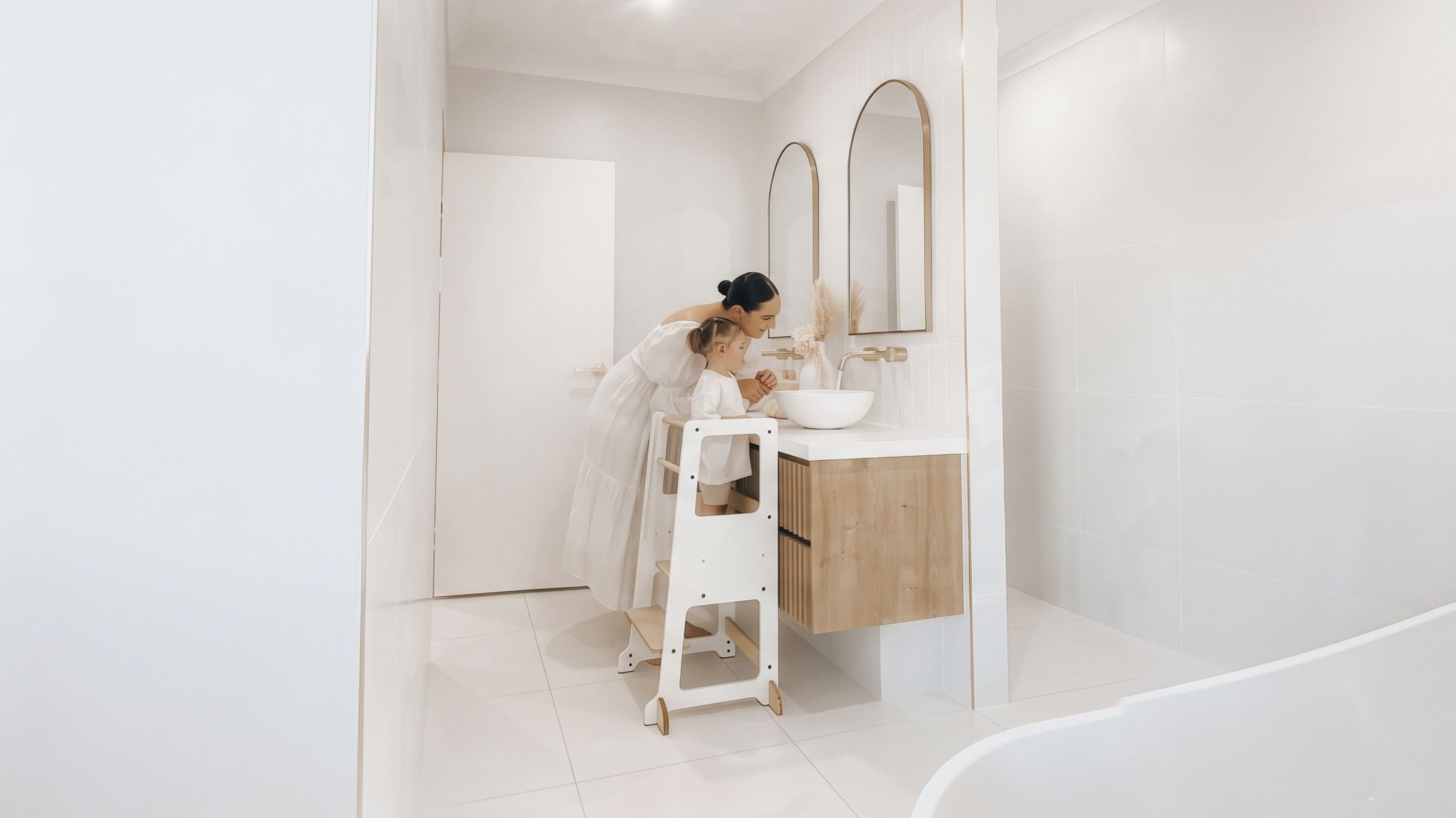 Best Kitchen Tower for Toddlers in 2026: A Parent's Complete Guide - myduckling USA