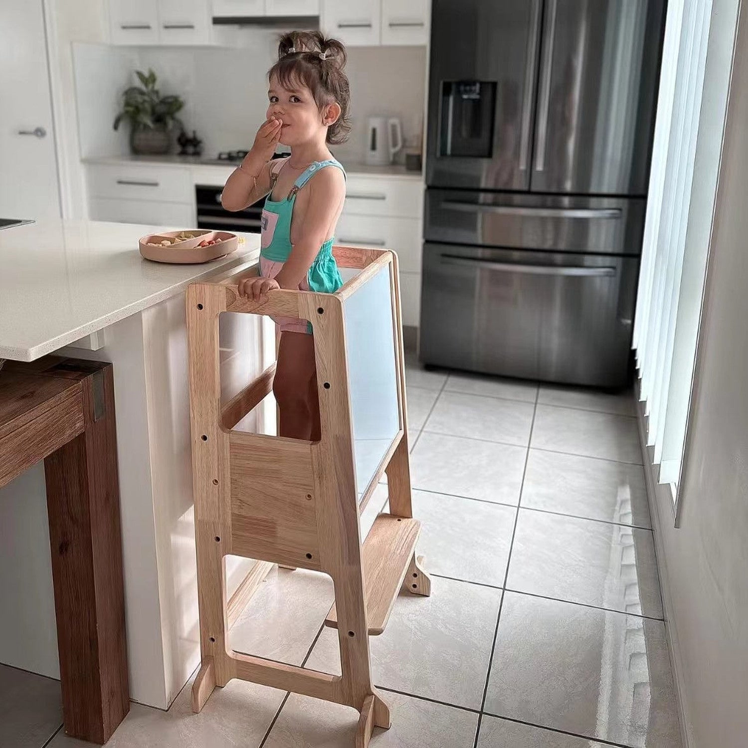 LOLA Deluxe Solid Wood Kitchen Tower – Montessori-inspired furniture for kids by My Duckling