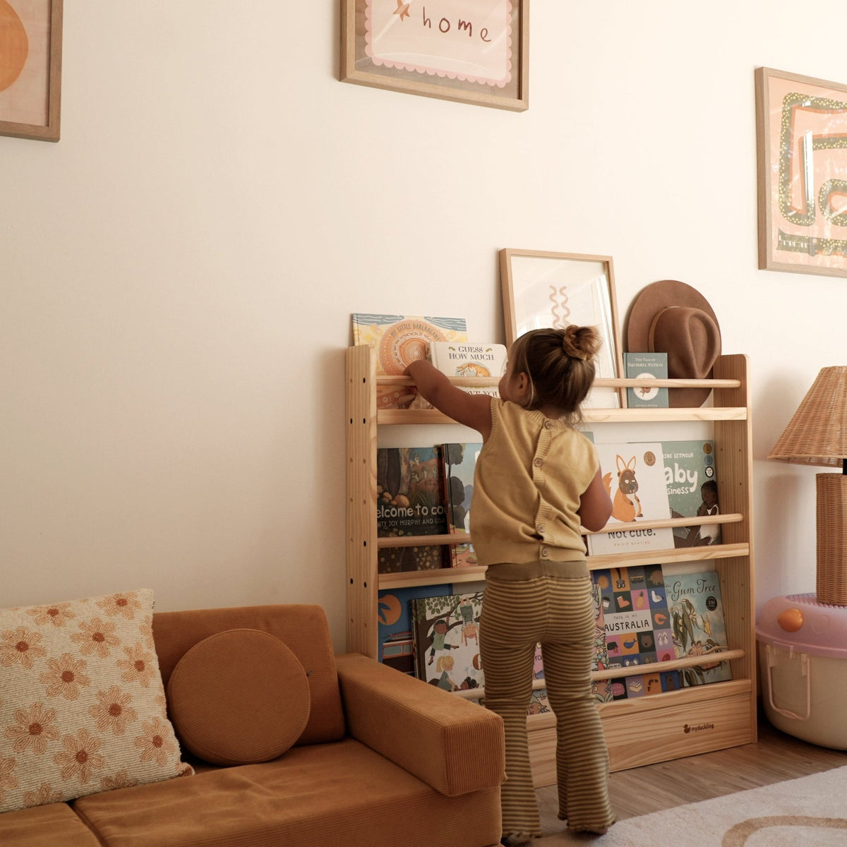 NALA Adjustable Bookshelf – Montessori-inspired furniture for kids by My Duckling