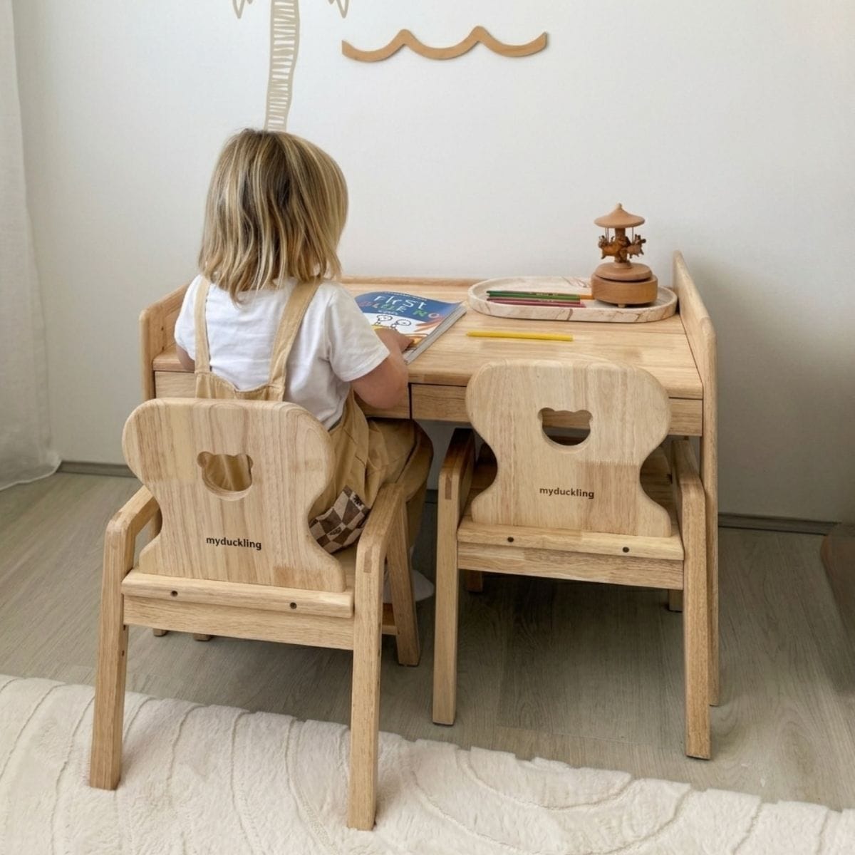 KAYA Pro Adjustable Table with 2 Chairs – Montessori-inspired furniture for kids by My Duckling USA