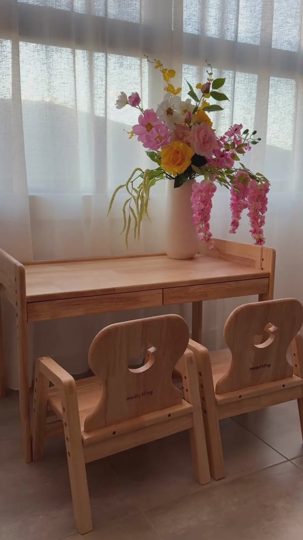 KAYA Pro Adjustable Table with 2 Chairs